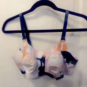 Knix Evolution bra. Size 4. Reversible. NWT.